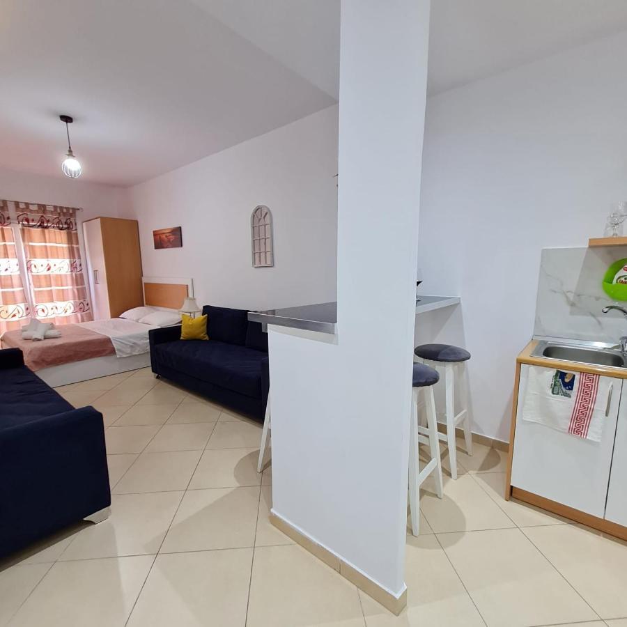 Studio By The Beach - Vlorë Eksteriør billede